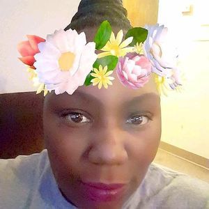 Meet your Posher, Danyelle